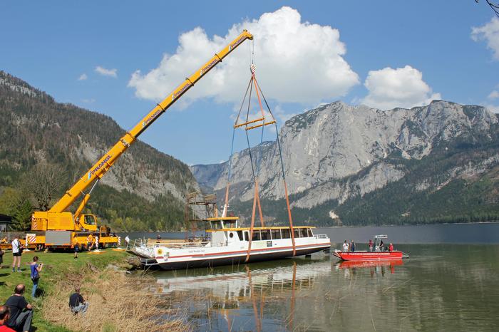 Anlieferung des ersten Solarschiffs Österreichs vor einigen Jahren