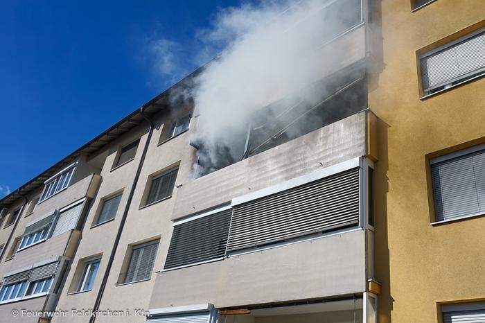 Zum Zeitpunkt des Brandgeschehens waren keine Person in der Wohnung