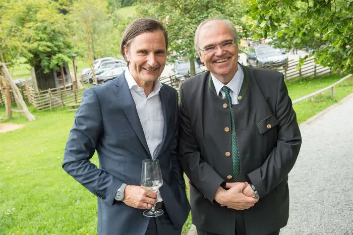 Styria-Vorstand Klaus Schweighofer mit Justizminister Wolfgang Brandstetter