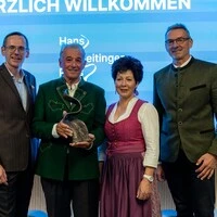 Oliver Kröpfl, Vorstandsmitglied Steiermärkische Sparkasse, Werner Luttenberger, langjähriger steirischer Weinbaudirektor und Preisträger des Hans Seitinger Preises 2026, Anni Seitinger und Reinhold Holler, Leiter Obst- und Weinbauschule Steiermark in Silberberg
