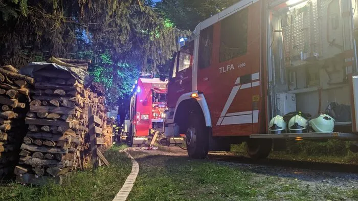 Der rasche Einsatz der 33 Feuerwehrleute aus Ligist, Krottendorf und Steinberg verhinderte ein Übergreifen der Flammen aus dem Heizkeller.