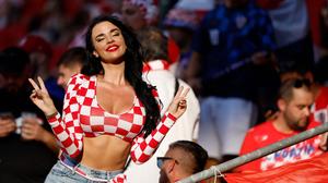 „Miss Croatia“ Ivana Knöll verdient ihr Geld auch als Influencerin und sorgte bei der EM in Deutschland für Aufsehen