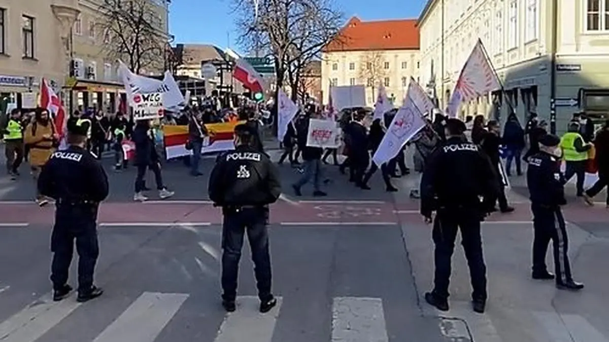Die Demonstranten marschierten durch die Innenstadt 