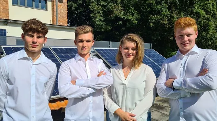 David Sundl, Lisa Amschl, Jonas Lerner, Fabian Simon (v.r.n.l.) bilden das Ballkomitee an der i:HTL Bad Radkersburg