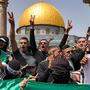 Laut israelischer Polizei hatten sich am Dienstagabend Hunderte muslimische Jugendliche in der Al-Aksa-Moschee auf dem Jerusalemer Tempelberg verbarrikadiert