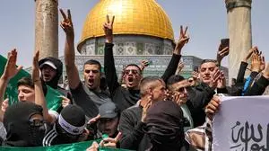 Laut israelischer Polizei hatten sich am Dienstagabend Hunderte muslimische Jugendliche in der Al-Aksa-Moschee auf dem Jerusalemer Tempelberg verbarrikadiert