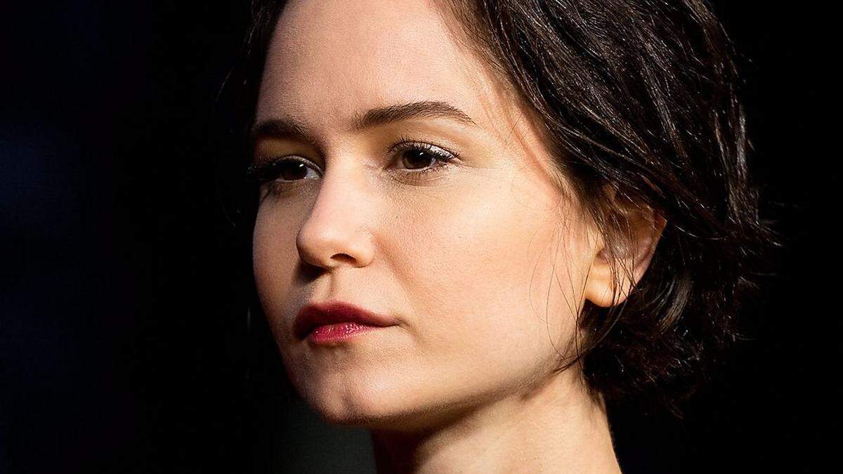 Katherine Waterston spielt Steve Jobs Ex-Freundin