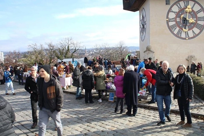 Dazu lud die Intitiative „Die Villa, in der wir wohnen“ gemeinsam mit Cuntra und dem Afghanischen Kulturverein.