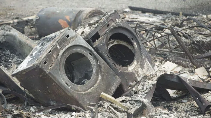 Starke Winde und Blitzschläge könnten die Feuer am Mittwoch noch verstärken und mit hoher Geschwindigkeit in Richtung Williams Lake treiben, erklärten die Behörden am Diensta.