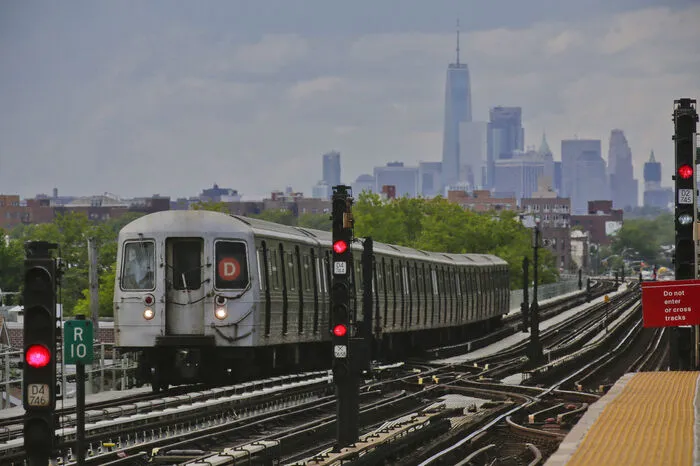 Die Herausforderungen sind riesig. In erster Linie gilt das U-Bahn-System als völlig überlastet. Rund sechs Millionen Menschen nutzen jeden Tag die Subway.