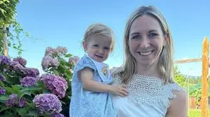 Reingard Glehr-Schöberl (am Bild mit Töchterchen Magdalena) ist leidenschaftliche Allgemeinmedizinerin