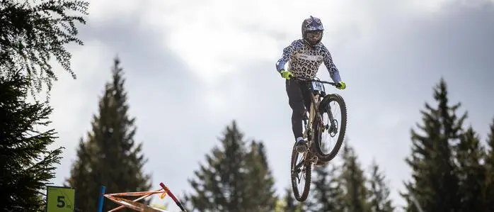Spektakulärer Part im Programm war unter anderem der Weitsprung-Contest im Rennlauf