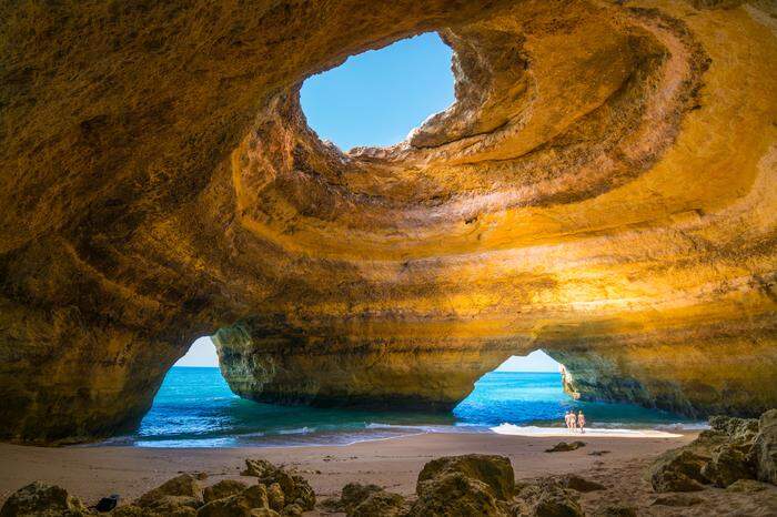 Die Benagil-Höhle an der portugiesischen Algarve