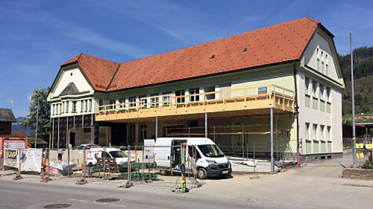 Das Marktgemeindeamt St. Lorenzen ist noch bis Ende Mai eine Baustelle