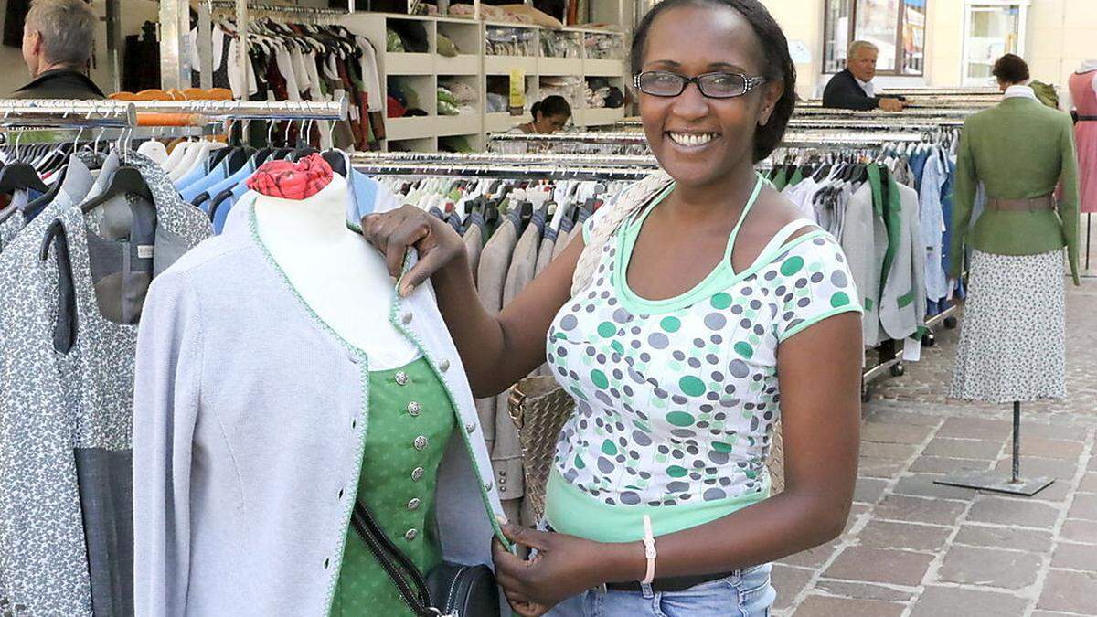 Marktfieranten und Marktfierantinnen aus Nah und Fern sind beim Sommermarkt mit dabei 