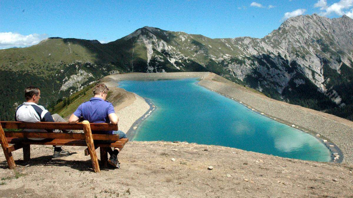 Sechs Wochen benötigt man um den Speicherteich am „Golzentipp“ in Obertilliach zu befüllen