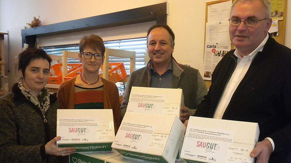 Große Freude herrscht im Vinzimarkt Deutschlandsberg über die "Saugut"-Spendenkartons