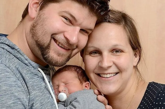 Wir präsentieren Neugeborene, die im LKH Hochsteiermark in Leoben geboren wurden, oder aus dem Bezirk Leoben kommen. Schicken Sie uns ein Foto, falls Sie vor Kurzem Nachwuchs bekommen haben. Mail: leored@kleinezeitung.at