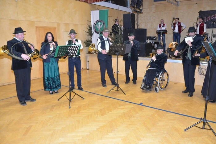 Bereits Tradition haben im Bezirk Murau die Jägerbälle, die von den Zweigstellen des steirischen Jagdschutzvereines organisiert werden.