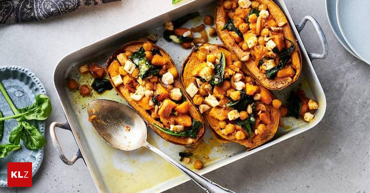 Rezept: Gebackene Süßkartoffeln mit Feta &amp; Tahini-Dressing