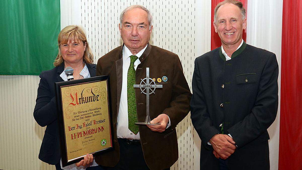 Rudolf Kremser bleibt dem Alpenverein Wolfsberg als Ehrenobmann erhalten