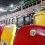 ARCHIV - 10.03.2020, Nordrhein-Westfalen, Dsseldorf: Farbige Sitzschalen in der Merkur Spiel-Arena in Dsseldorf. Ohne Zuschauer mssen Fortuna Dsseldorf und der SC Paderborn am Freitag im Abstiegskampf der Fu§ball-Bundesliga auskommen. Die Partie in der Dsseldorfer Arena findet - wie auch alle anderen Spiele - vor leeren Rngen statt. Foto: David Young/dpa +++ dpa-Bildfunk +++