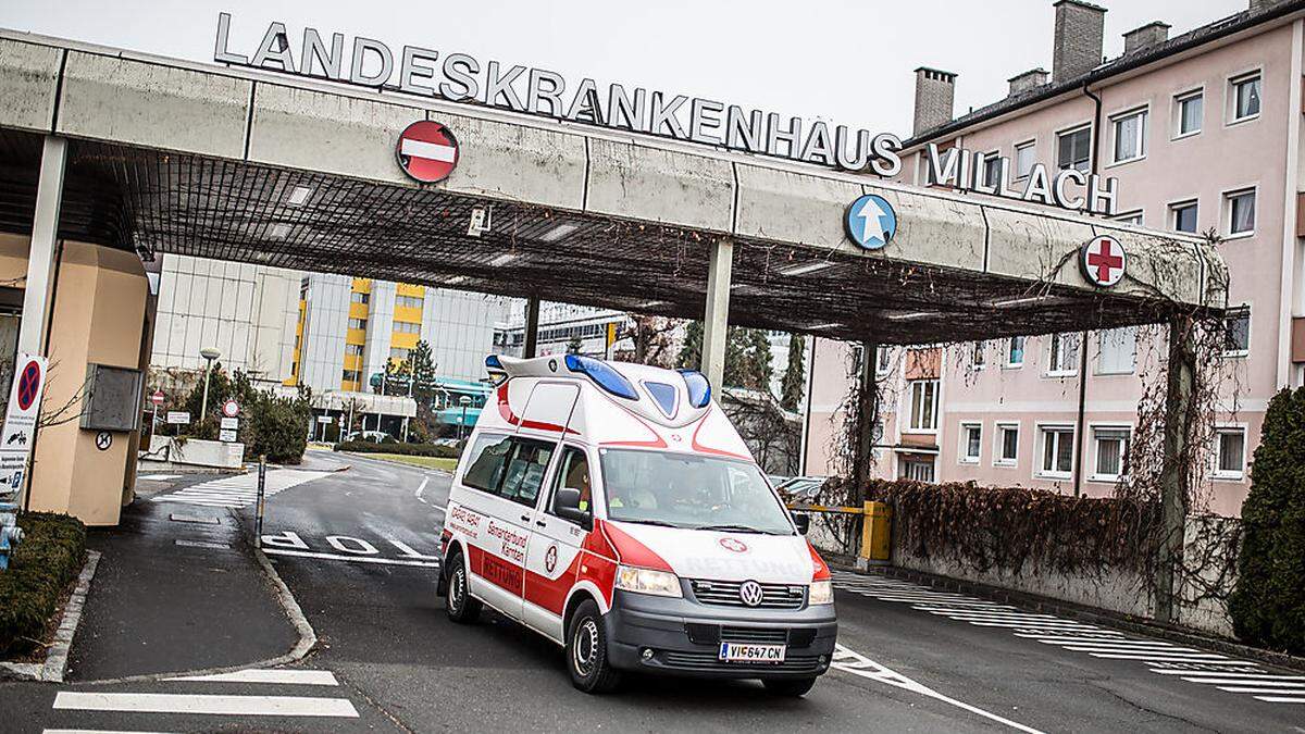 Die verletzte Angestellte wurde ins LKH Villach gebracht (Symbolbild)