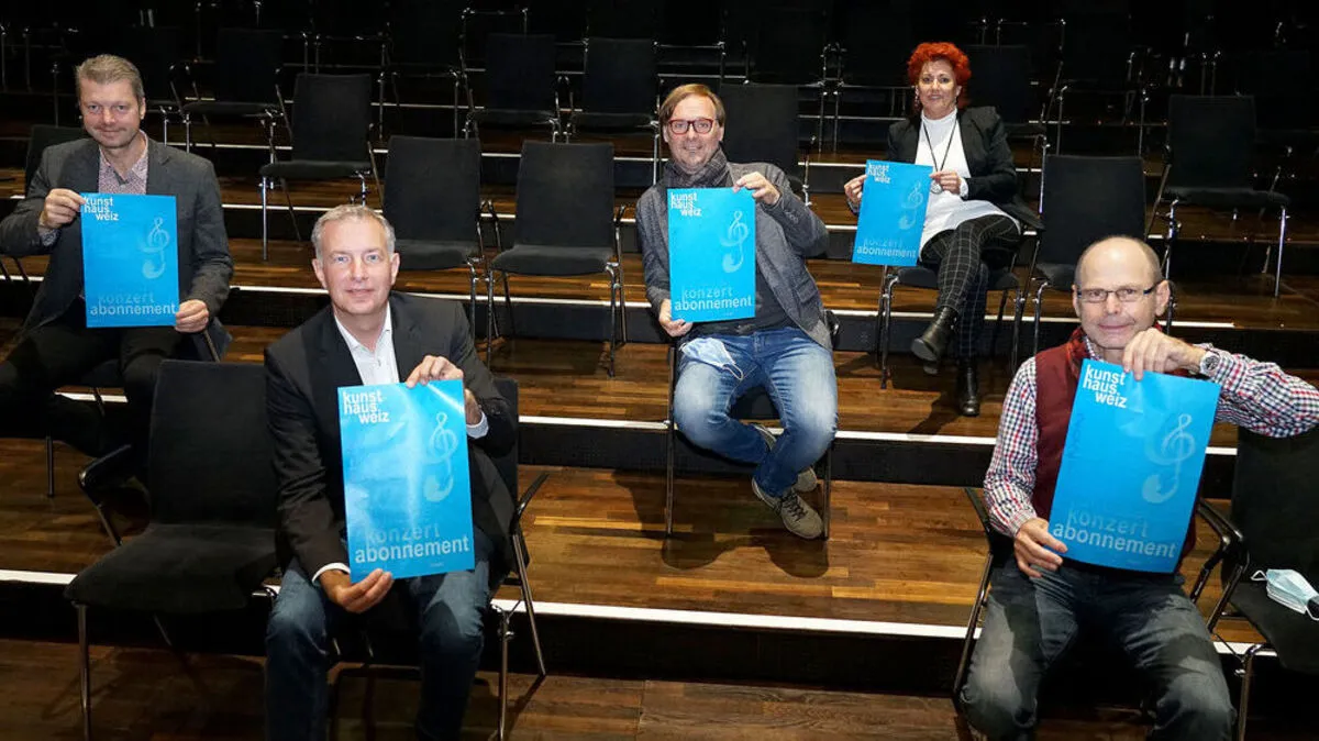 Musikschuldirektor Josef Bratl, Kunsthausleiter Johann König, Bürgermeister Erwin Eggenreich, Angela Kahr (Veranstaltungsmanagement), Kulturstadtrat Oswin Donnerer