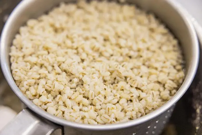 Elementarere Bestandteil des Kärntner Ritschert: Rollgerste.