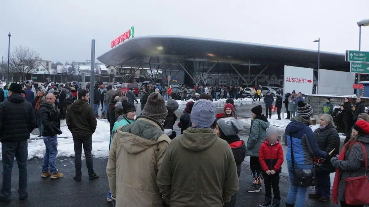 Die Demonstranten zogen bis zum Hauptplatz
