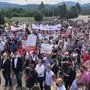Demonstration vor den Toren der ATB in Spielberg
