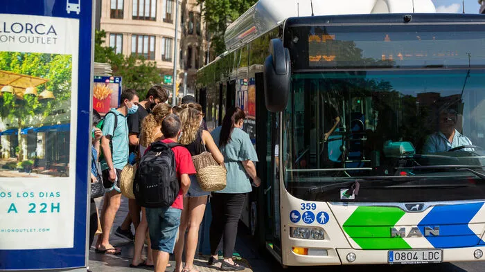 In Spanien fährt man immer öfter zum Nulltarif mit Öffis
