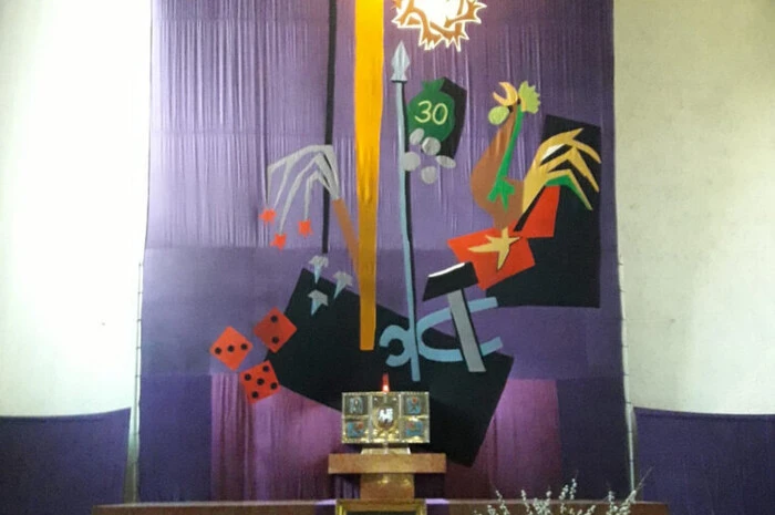 Fastentuch der Kirche St. Josef in Siebenhügel.