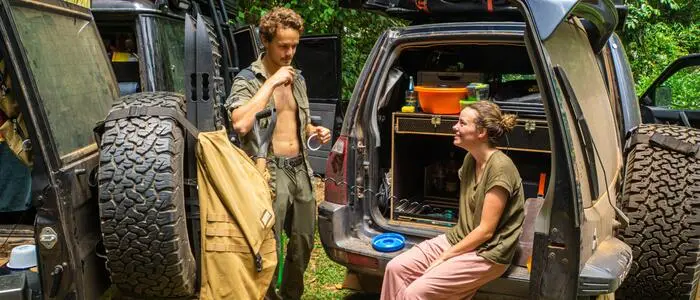 Felix und Anna machen Station in der Drill Ranch Afi in Nigeria, einem Naturschutz- und Auffangprojekt für gefährdete Primaten.