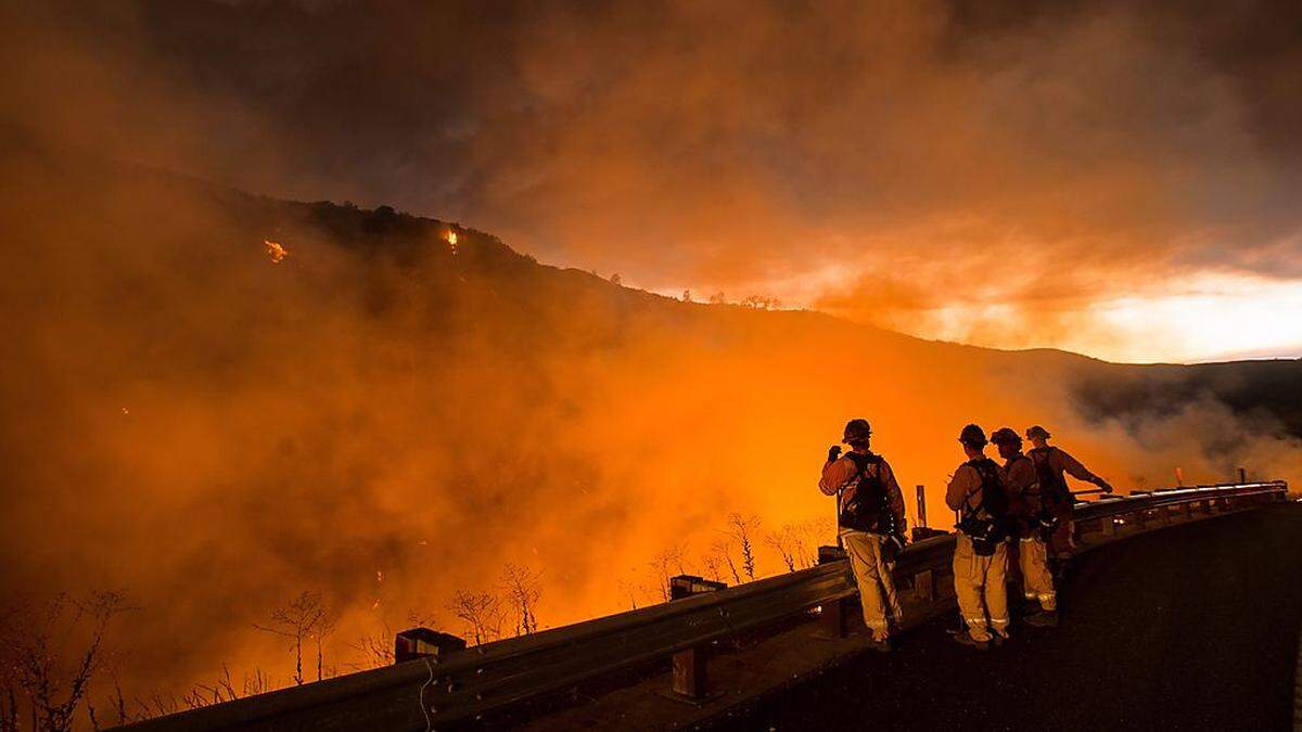 3000 Feuerwehrleute waren im Einsatz 