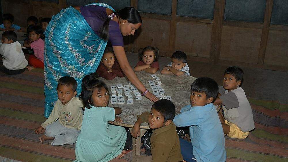 Zahlreichen Kindern wurden in den vergangenen Jahren aufgrund der Initiative dreier Oberkärntner eine Schulausbildung in Nepal ermöglicht
