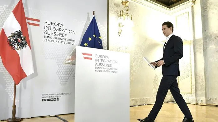 Mit Spannung wurde am heutigen Freitagvormittag das kurzfristig angekündigte Presse-Statement von Außenminister Sebastian Kurz erwartet.