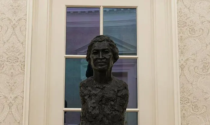 Eine Büste der Bürgerrechtlerin Rosa Parks