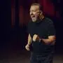 Ricky Gervais in seiner Netflix-Show "Ricky Gervais: Armageddon" 