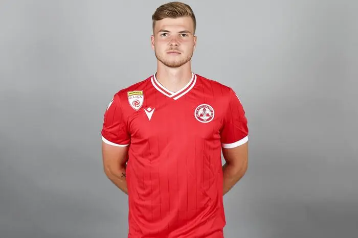 Felix Köchl (Abwehr, 898 Minuten) - Note 3+: Sprang in die Bresche, als Lang ausfiel. An dessen Niveau kommt der junge Tiroler aber (noch) nicht heran. Zeigte immer wieder Unsicherheiten und konnte Lang nach dessen Comeback den Stammplatz auch nicht streitig machen. 