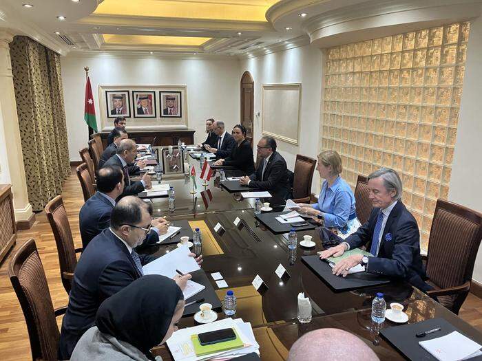 Besuch in Jordanien | Gespräche über den Nahost-Konflikt in Amman.