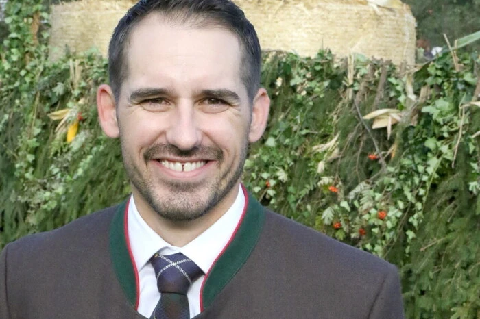 „Es ist ein Dankeschön für die erfolgreiche Ernte“, sagte Cheforganisator Stefan Ratheiser (Foto) sichtlich erleichtert nach dem Festzug, hatte doch das Wetter bestens mitgespielt. 