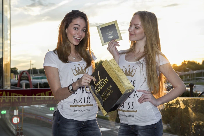 Vize Miss NÖ Celine Schrenk und Miss NÖ Marlene Nakovits