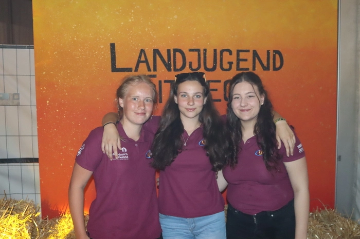 Für bleibende Erinnerungen gab es eine Fotobox der LJ Eitweg.