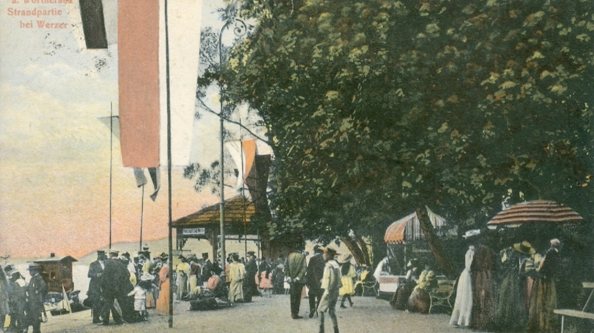 Das sogenannte Etablissement von Ernst Wahliss vor dem Strandcasino in Pörtschach am Wörthersee