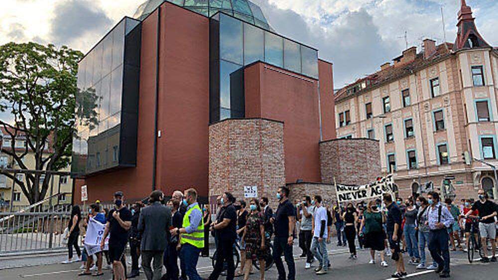 Solidaritätsbekundung nach Anschlag auf Synagoge in Graz im August 2020