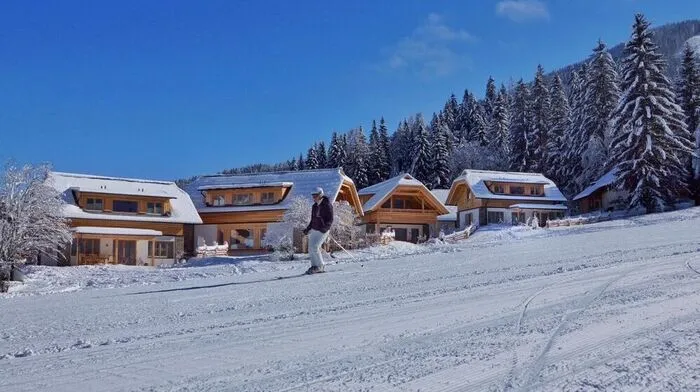Trattlers Hof-Chalets, das sind 14 luxuriöse Chalets in absoluter Top-Lage, schaffte es auf Platz 45