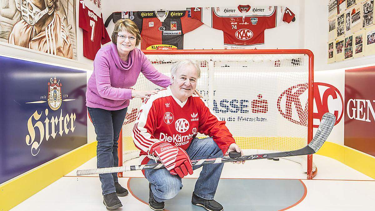 Platzer mit Ehefrau Helga in seiner Arena