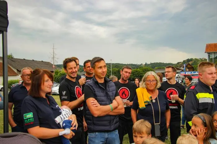 Das Publikum verfolgte die Leistungen der Florianis gespannt und feuerte sie begeistert an