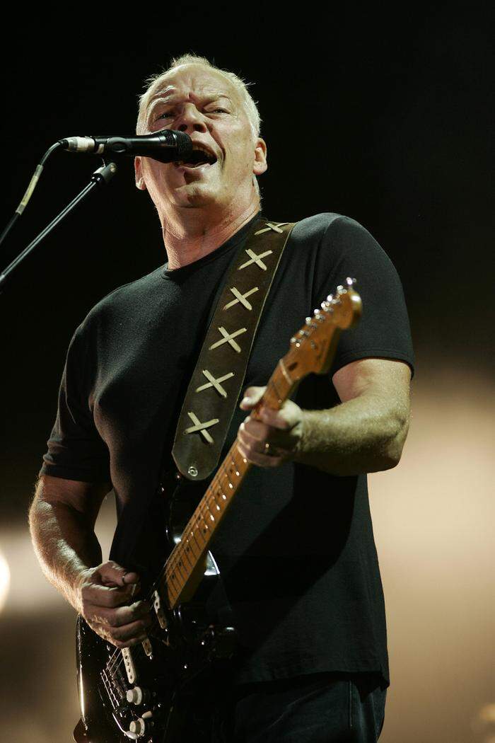 David Gilmour mit der "Black Strat" auf der Bühne